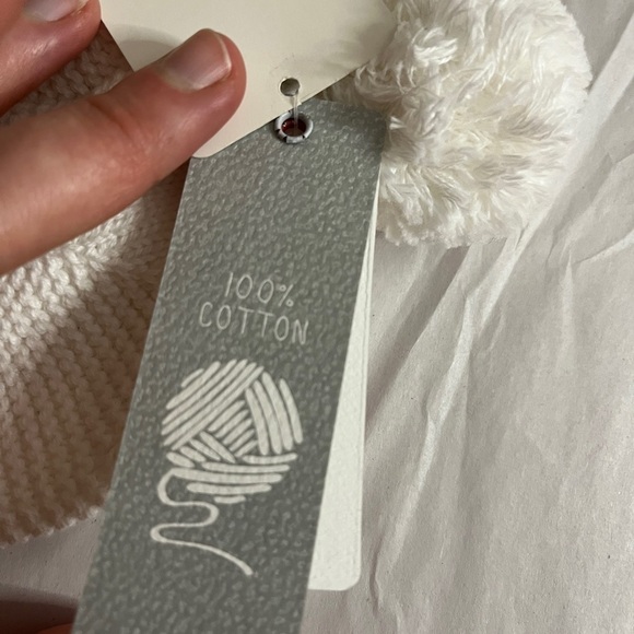 Millymook Lowanna Pom Beanie - Picture 5 of 6